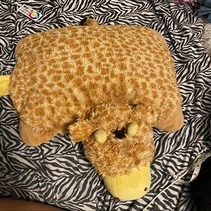 giraffe pillow pet🤍